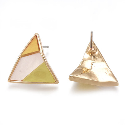 Alloy Stud Earrings with Plastic Triangle Light Gold Yellow 17x17mm Pin 07mm
Alloy Stud Earrings with Plastic Triangle Light Gold Yellow 17x17mm Pin 07mm