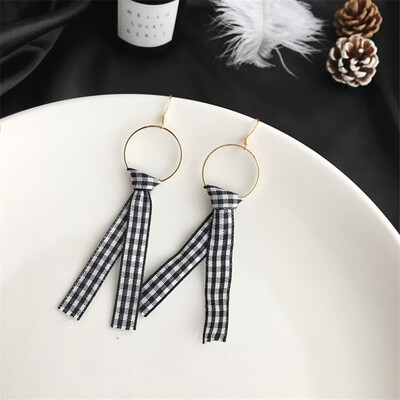 EK365 New Harajuku Fashion Vintage Cute Cross Grid Bow Geometric Circle Cloth Drop Earring For Women Jewelry Long Ribbon Brincos
EK365 New Harajuku Fashion Vintage Cute Cross Grid Bow Geometric Circle Cloth Drop Earring For Women Jewelry Long Ribbon Brincos