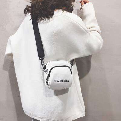 Net red canvas small bag female new 2019 tide Korean version of the texture of the ocean girl mini wild shoulder Messenger bag
Net red canvas small bag female new 2019 tide Korean version of the texture of the ocean girl mini wild shoulder Messenger bag