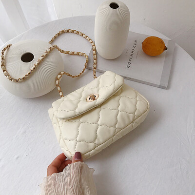 Summer small bag female 2019 new Korean version of the summer small fresh wild single shoulder slung fashion rhombic chain bag
Summer small bag female 2019 new Korean version of the summer small fresh wild single shoulder slung fashion rhombic chain bag