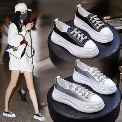 Small white shoes female autumn new Korean version of the wild flat-bottomed leather sponge cak
Small white shoes female autumn new Korean version of the wild flat-bottomed leather sponge cak