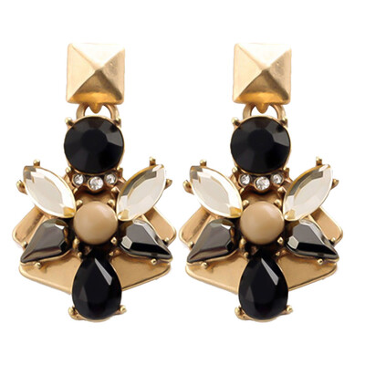 Factory Price Vintage Earrings 2018 New Retro Water Drop Flowers Women Jewelry Brincos
Factory Price Vintage Earrings 2018 New Retro Water Drop Flowers Women Jewelry Brincos