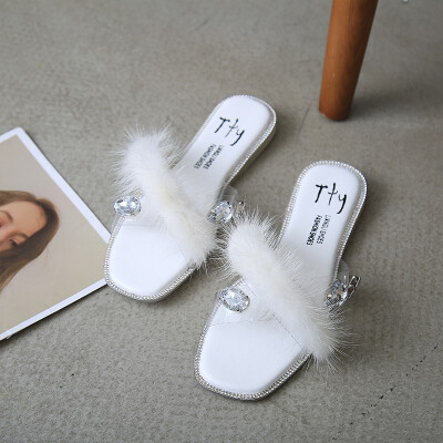 Mao Mao transparent women slippers 2019 summer new fashion slippers square jelly rhinestone flat slippers
Mao Mao transparent women slippers 2019 summer new fashion slippers square jelly rhinestone flat slippers