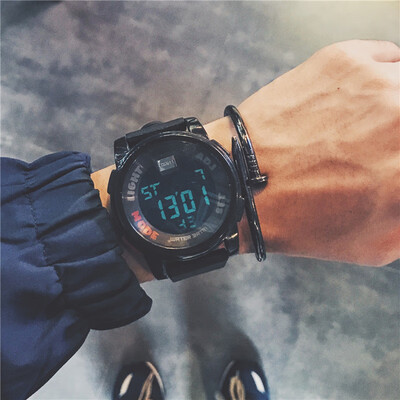 Chaobai Watches Men&Women Students Inspection Euro-American Style Personality Dazzling Hippop Homestead Style Electronic Watch
Chaobai Watches Men&Women Students Inspection Euro-American Style Personality Dazzling Hippop Homestead Style Electronic Watch