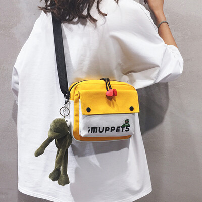 Canvas small bag handbags new 2019 cartoon cute girl bag casual wild color single shoulder Messenger bag tide
Canvas small bag handbags new 2019 cartoon cute girl bag casual wild color single shoulder Messenger bag tide