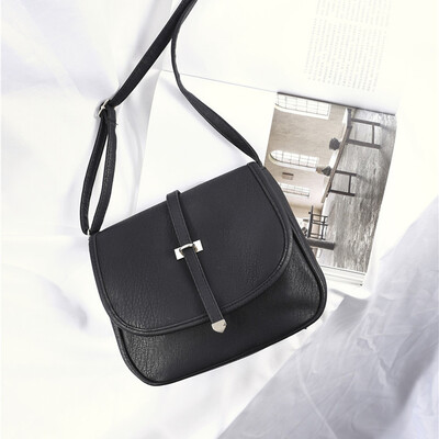 Tailored Fashion Retro Bag Ladies Shoulder Bag Diagonal Small Bag Student Bag Travel Bag
Tailored Fashion Retro Bag Ladies Shoulder Bag Diagonal Small Bag Student Bag Travel Bag