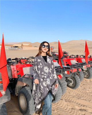 2019 autumn&winter ladies new flower pattern imitation cashmere increase scarf fashion multi-function shawl cloak
2019 autumn&winter ladies new flower pattern imitation cashmere increase scarf fashion multi-function shawl cloak