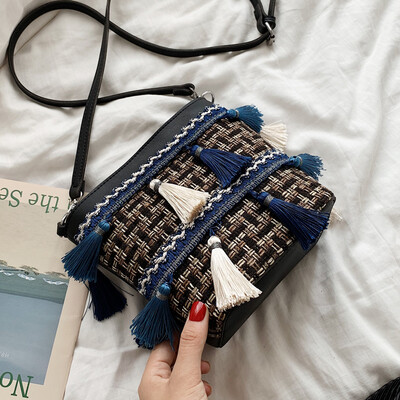 Summer fresh small bag woman 2019 new network celebrity liquid single shoulder bucket bag 100 lap woven oblique satchel bag
Summer fresh small bag woman 2019 new network celebrity liquid single shoulder bucket bag 100 lap woven oblique satchel bag