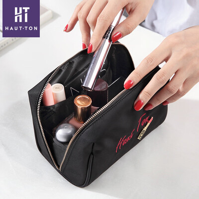 Travel cosmetic bag small portable female cosmetic bag hand large capacity simple portable cosmetic storage bag
Travel cosmetic bag small portable female cosmetic bag hand large capacity simple portable cosmetic storage bag