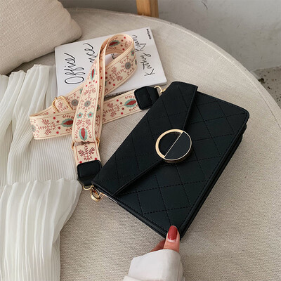 Net red ins casual bag fashion frosted wide shoulder strap small square bag new 2019 personality womens bag messenger bag
Net red ins casual bag fashion frosted wide shoulder strap small square bag new 2019 personality womens bag messenger bag