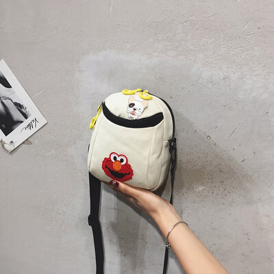 Foreign cute little bag female bag 2019 new fashion canvas bag summer small fresh wild ins messenger bag
Foreign cute little bag female bag 2019 new fashion canvas bag summer small fresh wild ins messenger bag