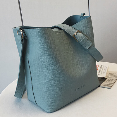 Simple bag summer popular womens bag new 2019 Korean version of Joker bucket bag shoulder bag messenger bag
Simple bag summer popular womens bag new 2019 Korean version of Joker bucket bag shoulder bag messenger bag
