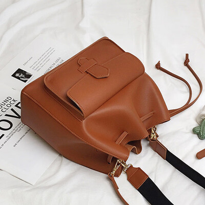 2019 Korean version of the new retro rope bucket bag simple leisure single shoulder bag 100 students oblique satchel
2019 Korean version of the new retro rope bucket bag simple leisure single shoulder bag 100 students oblique satchel
