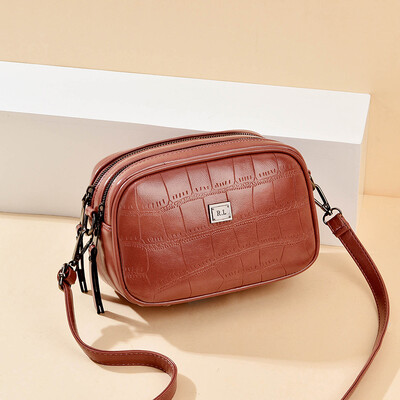 Small square bag summer new female fashion Joker PU leather shoulder Messenger bag Korean wave
Small square bag summer new female fashion Joker PU leather shoulder Messenger bag Korean wave