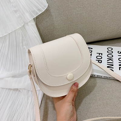 Retro small bag female 2019 new Korean version of the simple wild temperament shoulder bag fashion casual Messenger saddle bag
Retro small bag female 2019 new Korean version of the simple wild temperament shoulder bag fashion casual Messenger saddle bag