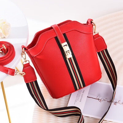 Bag womens bag new fashion slung bag ladies summer thick shoulder bag leisure broadband handbags
Bag womens bag new fashion slung bag ladies summer thick shoulder bag leisure broadband handbags