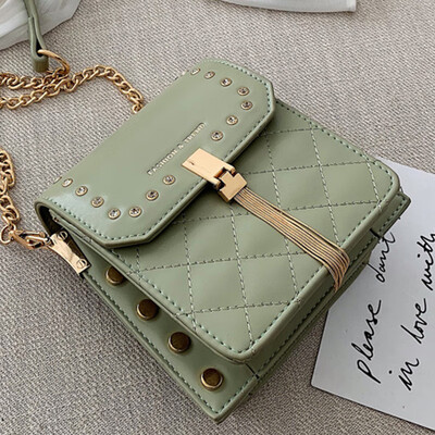 Texture Western style women 2019 new Korean version of Liu Ding small square bag chic chain Joker shoulder Messenger bag
Texture Western style women 2019 new Korean version of Liu Ding small square bag chic chain Joker shoulder Messenger bag
