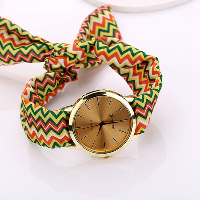 DUOYA D024 Women\s Fabric Band Vintage Fashion Dress Watch
DUOYA D024 Women\s Fabric Band Vintage Fashion Dress Watch