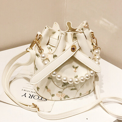 2019 spring new fairy bag small fresh lace embroidered bucket bag chain pearl shoulder oblique satchel bag
2019 spring new fairy bag small fresh lace embroidered bucket bag chain pearl shoulder oblique satchel bag