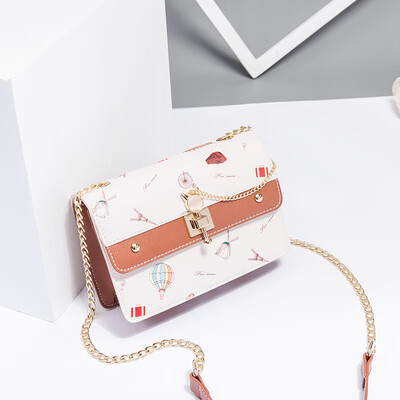 Summer ins single-shouldered girls tide Korean version of Joker student chain Messenger bag fashion 
Summer ins single-shouldered girls tide Korean version of Joker student chain Messenger bag fashion