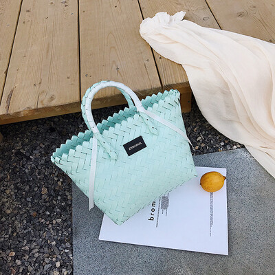 Portable small bag new Korean fashion wild single shoulder Messenger bag woven bucket bag tide
Portable small bag new Korean fashion wild single shoulder Messenger bag woven bucket bag tide