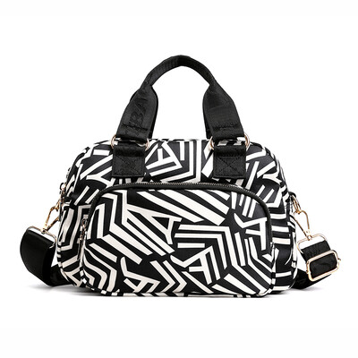 Canvas Slant Bag Handbag Fashion Womens Bag 100 Oxford Single Shoulder Bag Middle-aged Women
Canvas Slant Bag Handbag Fashion Womens Bag 100 Oxford Single Shoulder Bag Middle-aged Women
