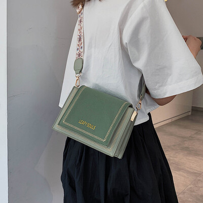 Simple Scrub Small Bag Korean version of the wild wide shoulder strap foreign womens bag 2019 new small square bag summer Messenger bag
Simple Scrub Small Bag Korean version of the wild wide shoulder strap foreign womens bag 2019 new small square bag summer Messenger bag