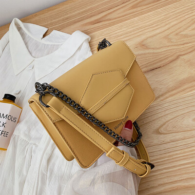 Senior sense of foreign style womens bag retro chic simple frosted small square bag new 2019 Joker shoulder bag messenger bag
Senior sense of foreign style womens bag retro chic simple frosted small square bag new 2019 Joker shoulder bag messenger bag