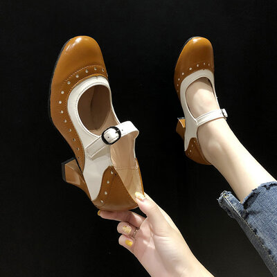 Sandals Female British Summer Autumn Round Head Coarse-heeled Shallow-mouth Single-shoe High-heeled One-word Button Grandma Shoes
Sandals Female British Summer Autumn Round Head Coarse-heeled Shallow-mouth Single-shoe High-heeled One-word Button Grandma Shoes
