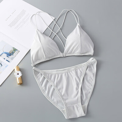 Women Ice Slik Bra Set Front Closure Knitted Cross Back Padded Wireless Seamless Sexy Bralette&Brief New 
Women Ice Slik Bra Set Front Closure Knitted Cross Back Padded Wireless Seamless Sexy Bralette&Brief New