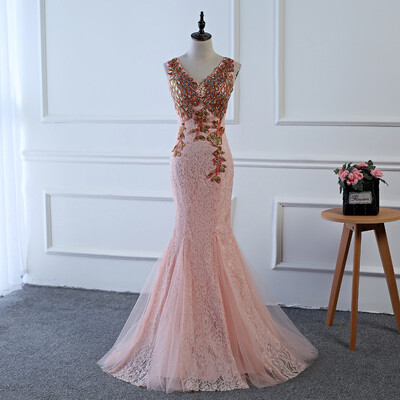 2018 Luxury Sequins Long Pink Evening Dress V Neck Evening Gowns Prom Party Formal Evening Gowns Dresses
2018 Luxury Sequins Long Pink Evening Dress V Neck Evening Gowns Prom Party Formal Evening Gowns Dresses