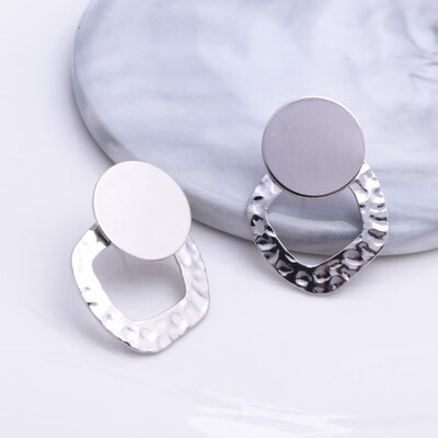 EK605 Vintage Hollow Round Flower Oval Knot Twist Earrings Geometric Metal Earrings for Women Statement Earrings Modern Art
EK605 Vintage Hollow Round Flower Oval Knot Twist Earrings Geometric Metal Earrings for Women Statement Earrings Modern Art