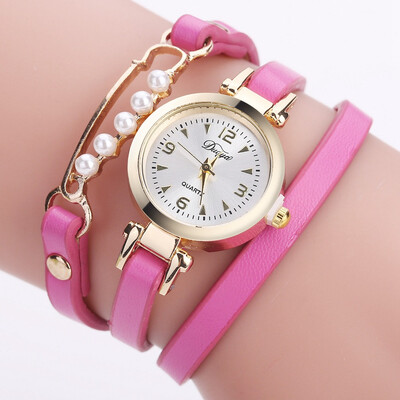 Foreign trade hot PU leather around three circles of pearl series simple watch duoya ladies alloy bracelet watch direct sales
Foreign trade hot PU leather around three circles of pearl series simple watch duoya ladies alloy bracelet watch direct sales