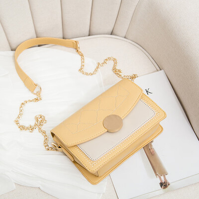 Female Korean fashion chain net red small square bag Messenger bag small fresh shoulder bag
Female Korean fashion chain net red small square bag Messenger bag small fresh shoulder bag