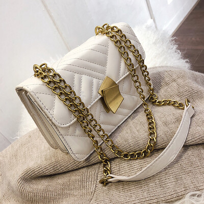 Net red rhombic chain texture bag female 2019 new Korean version of the wild single shoulder slung fashion simple small square bag
Net red rhombic chain texture bag female 2019 new Korean version of the wild single shoulder slung fashion simple small square bag