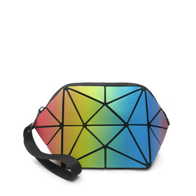 LOVEVOOK women makeup bags PU leather small clutch female with short strap cosmetic bag for travel geometric bag luminous color
LOVEVOOK women makeup bags PU leather small clutch female with short strap cosmetic bag for travel geometric bag luminous color