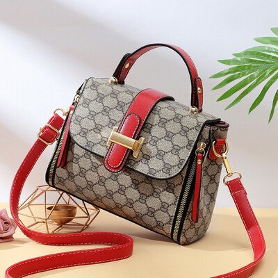 Summer womens fashion Korean ins super-fire womens hand-held single-shoulder single-shoulder small square bag
Summer womens fashion Korean ins super-fire womens hand-held single-shoulder single-shoulder small square bag