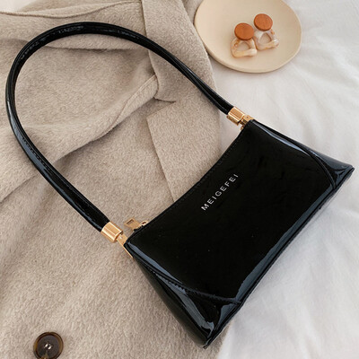 Retro chic shoulder fashion bag womens solid color bag portable Joker trend simple Hong Kong wind bag
Retro chic shoulder fashion bag womens solid color bag portable Joker trend simple Hong Kong wind bag