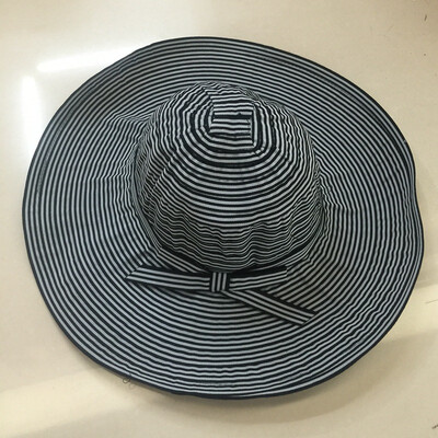 South Korean students striped fisherman hat Hat Hat Korean bow casual personality of men&women Sun Sun Hat
South Korean students striped fisherman hat Hat Hat Korean bow casual personality of men&women Sun Sun Hat