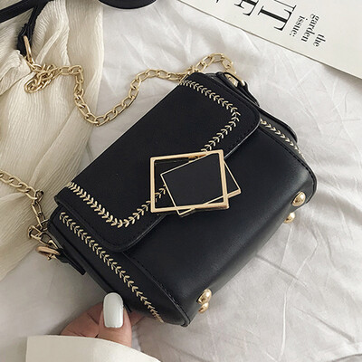 Chic bag 2019 new Korean version of 100 scrub chain small square bag fashion oblique shoulder bag
Chic bag 2019 new Korean version of 100 scrub chain small square bag fashion oblique shoulder bag