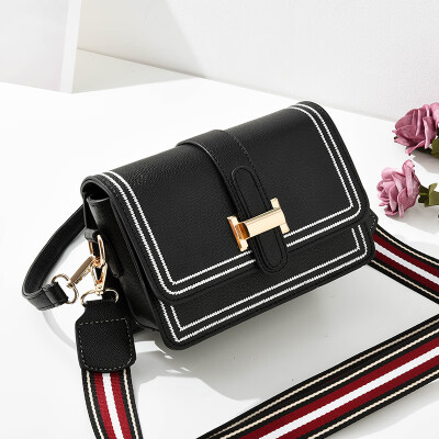 In summer the fashion&simplicity of the Korean version of ins100 broadband slant bag are simple&simple for the single sho
In summer the fashion&simplicity of the Korean version of ins100 broadband slant bag are simple&simple for the single sho