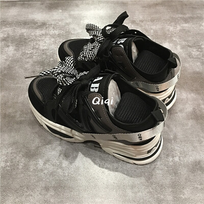 Shoe women 2019 summer new fashion shoes Joker Korean version of sports shoes women net red Torre shoes
Shoe women 2019 summer new fashion shoes Joker Korean version of sports shoes women net red Torre shoes