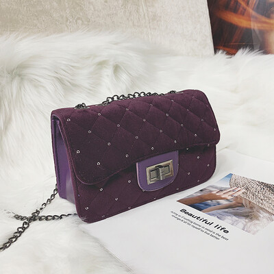 New small bag female 2018 new velvet fashion sequins small fragrance lock single shoulder Messenger bag tide small square bag 
New small bag female 2018 new velvet fashion sequins small fragrance lock single shoulder Messenger bag tide small square bag