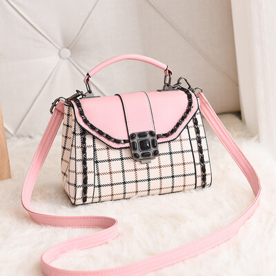 Plaid fashion wild handbags handbags casual shoulder diagonal cross fairy small square bag 
Plaid fashion wild handbags handbags casual shoulder diagonal cross fairy small square bag