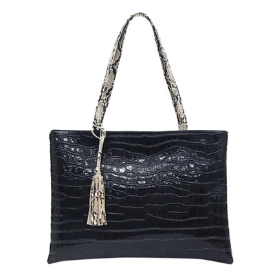 Tailored Womens Fashion Handbag Large Capacity Shoulder Bag Solid Color Computer Bag
Tailored Womens Fashion Handbag Large Capacity Shoulder Bag Solid Color Computer Bag