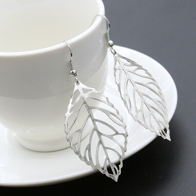 2019 Pendientes Mujer Hot Fashion Wholesale Jewelry Hollow Metal Leaves Dangling Long Statement Drop Earrings For Women Bijoux
2019 Pendientes Mujer Hot Fashion Wholesale Jewelry Hollow Metal Leaves Dangling Long Statement Drop Earrings For Women Bijoux