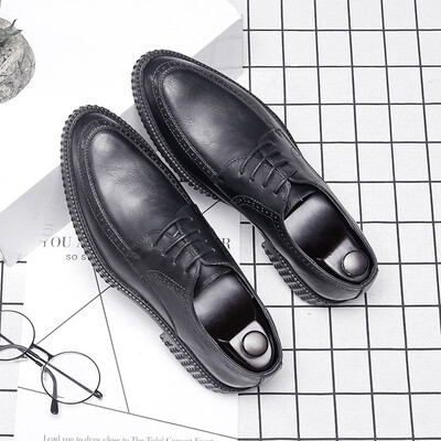 Tide shoes Korean mens formal wear business casual shoes patent leather tie pointed mens shoes England black small shoes men
Tide shoes Korean mens formal wear business casual shoes patent leather tie pointed mens shoes England black small shoes men