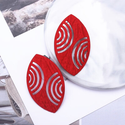 EK387 New Fashion Vintage Womens Earring Spray Paint Metal Hollow out Oval Statement Earring Red Black Color Wedding Party Gift
EK387 New Fashion Vintage Womens Earring Spray Paint Metal Hollow out Oval Statement Earring Red Black Color Wedding Party Gift