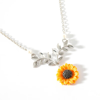 New Hot Selling Jewelry Creative Fashion Sunflower Necklace Leaves Flower Pendant Sweater Long Chain for Christmas Gift
New Hot Selling Jewelry Creative Fashion Sunflower Necklace Leaves Flower Pendant Sweater Long Chain for Christmas Gift