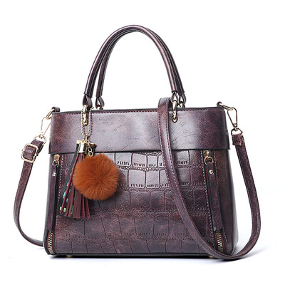 Ladies bag 2019 Europe&the United States spring new womens bag fashion handbag cool tide shoulder killer bag
Ladies bag 2019 Europe&the United States spring new womens bag fashion handbag cool tide shoulder killer bag